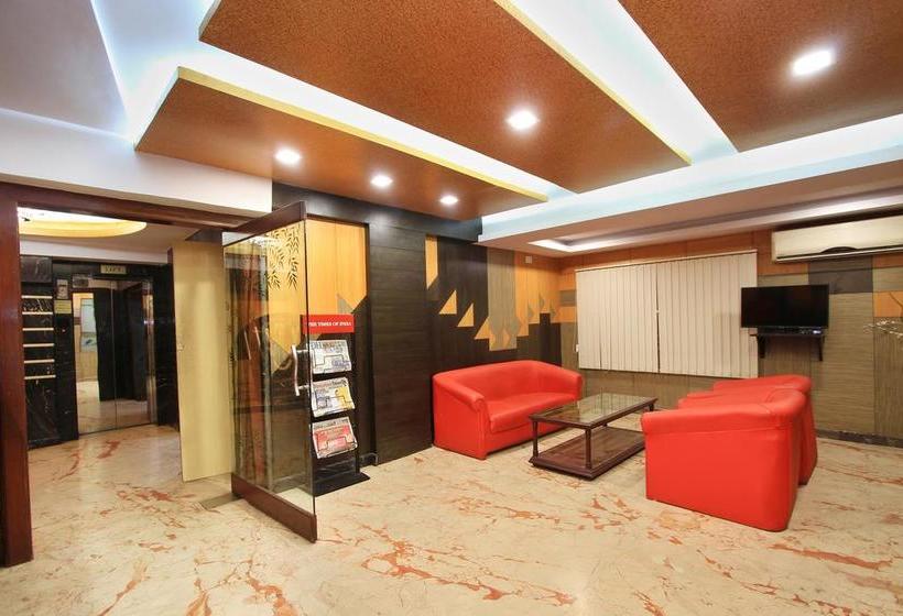 Fotos del hotel Oyo 4439 Aura Inn:  3