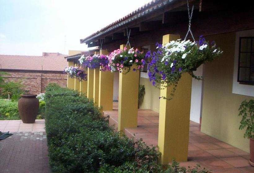 Fotos del hotel Blue Crane Lodge:  3