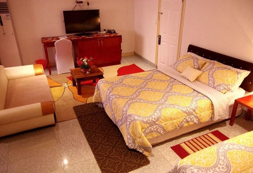 Fotos del hotel Robyanne S Lodge & Restaurant:  3