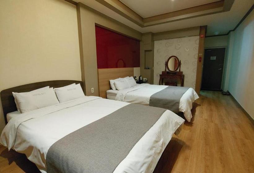 Fotos del hotel Sky Leaders:  6