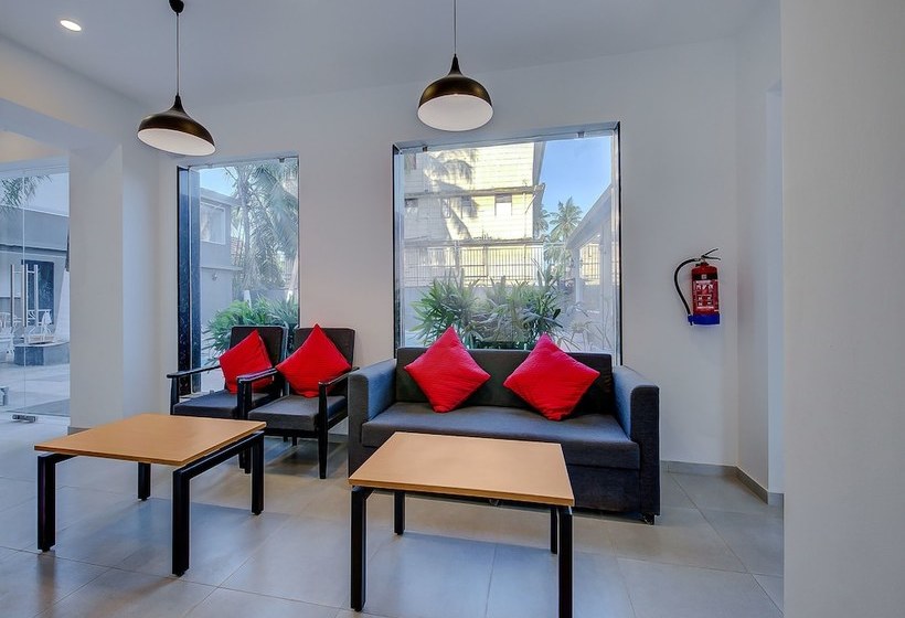 Fotos del hotel Oyo Townhouse 041 Bardez:  2