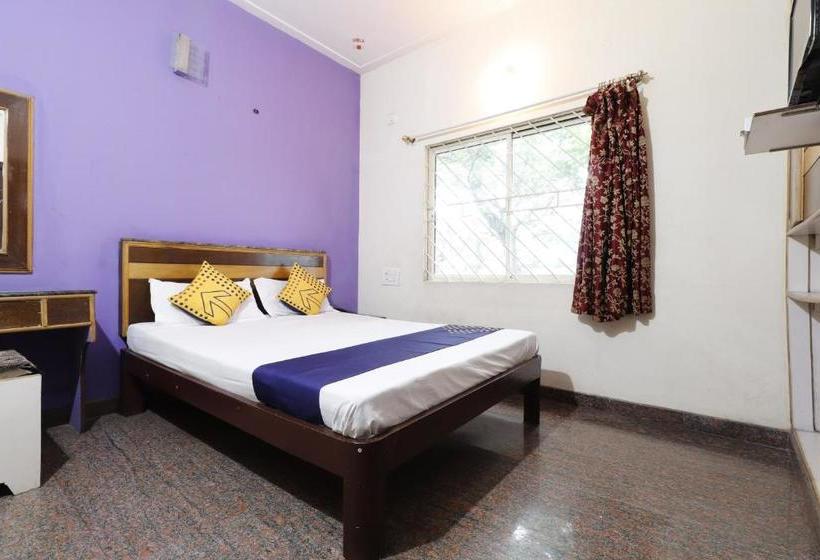 Fotos del hotel Spot On 62188 Sahara Residency:  7