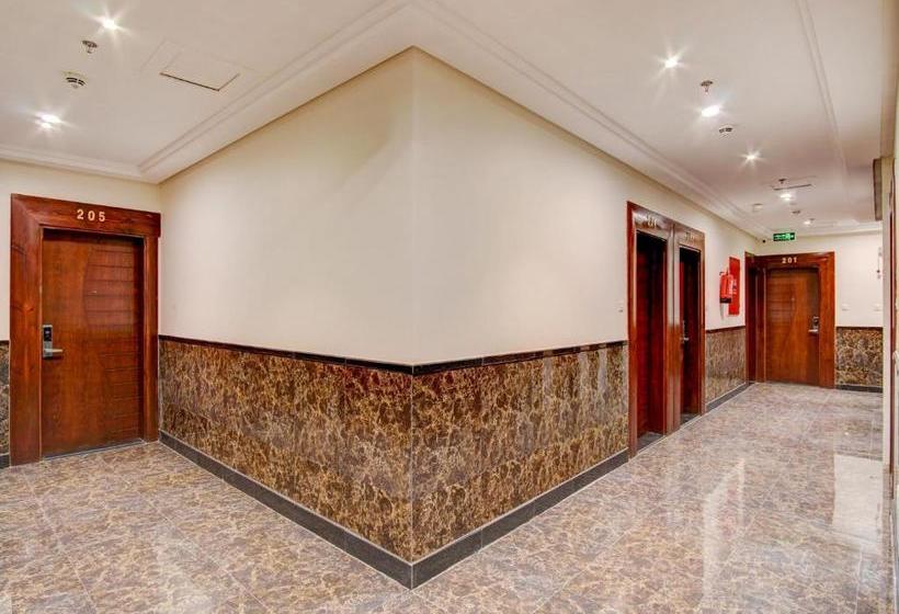 Fotos del hotel 582 :  5