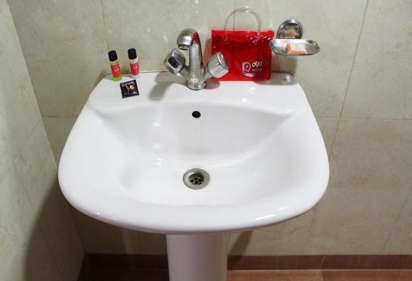 Fotos del hotel Oyorooms Hazratnizamuddin Railwaystation:  23