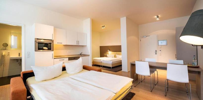 Fotos del hotel Schroeders Appartement:  6