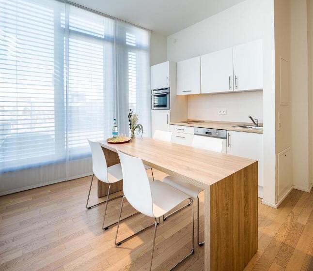 Fotos del hotel Schroeders Appartement:  3