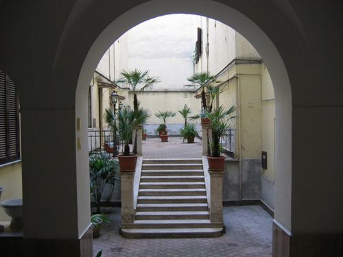 Fotos del hotel Kiara Guesthouse:  3