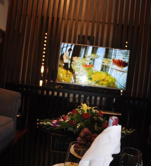 Fotos del hotel Halong Palace:  16