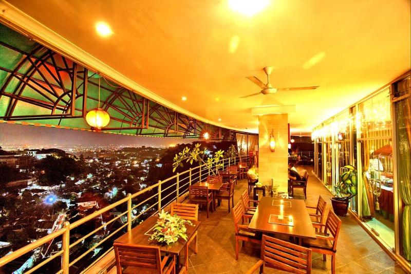 Fotos del hotel Candiview Semarang:  11