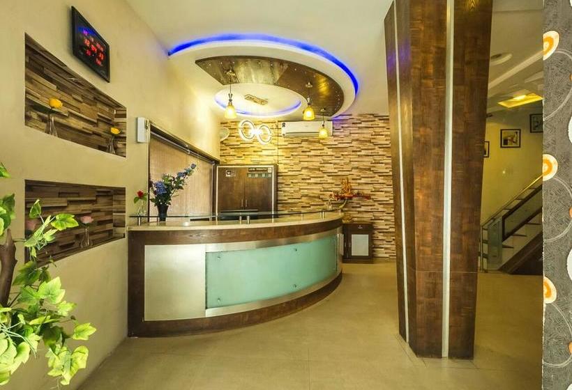 Fotos del hotel Capital O 85837  Rudra Mahal:  4