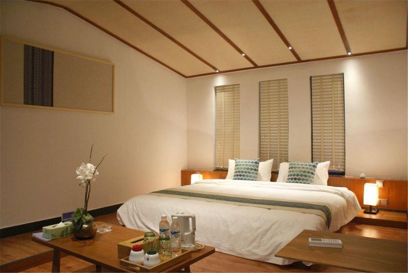 Fotos del hotel Sea Lily Yangshuo Riverside Honeymoon:  11