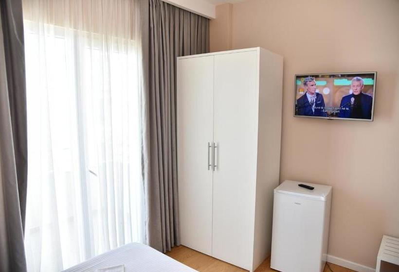 Fotos del hotel Edart:  14