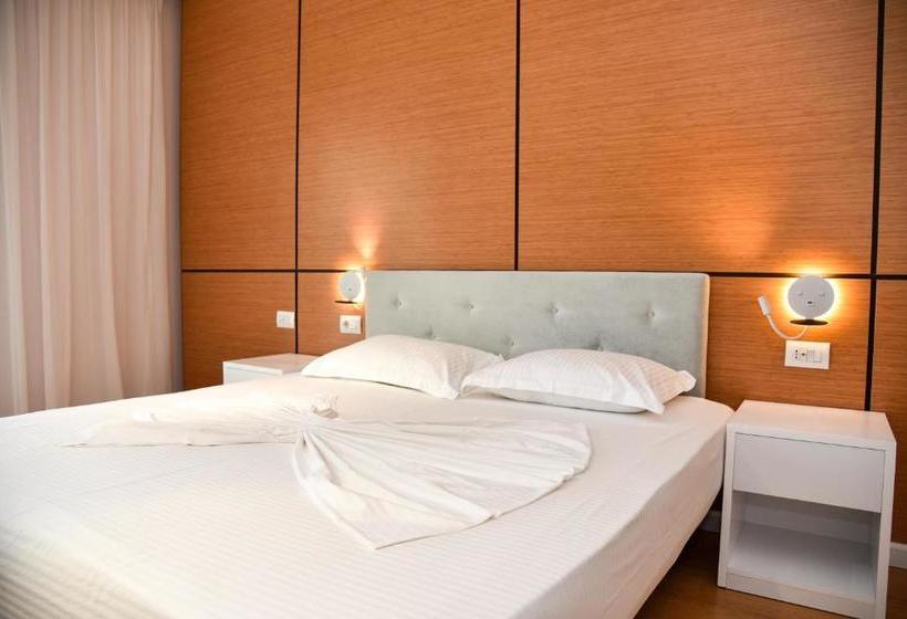 Fotos del hotel Edart:  9