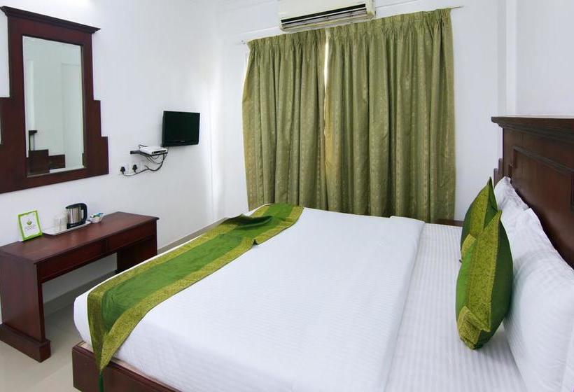 Fotos del hotel Capital O 15460 Centre Point:  18