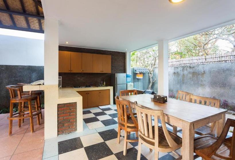 Fotos del hotel Anyar Sari Villa:  4