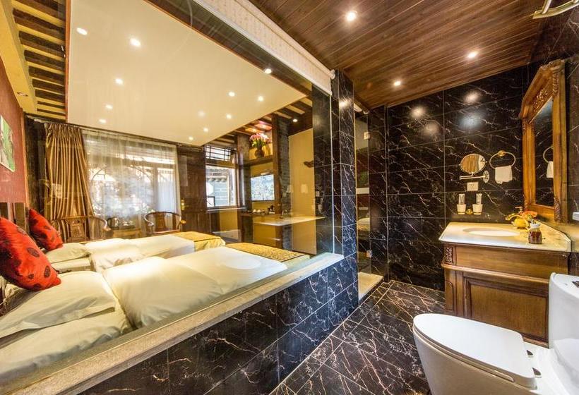 Fotos del hotel Lijiang He Mu Ju Family Inn:  6