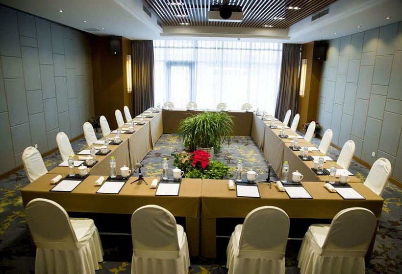 Fotos del hotel World Trade Hotel Tonglu Hangzhou:  8