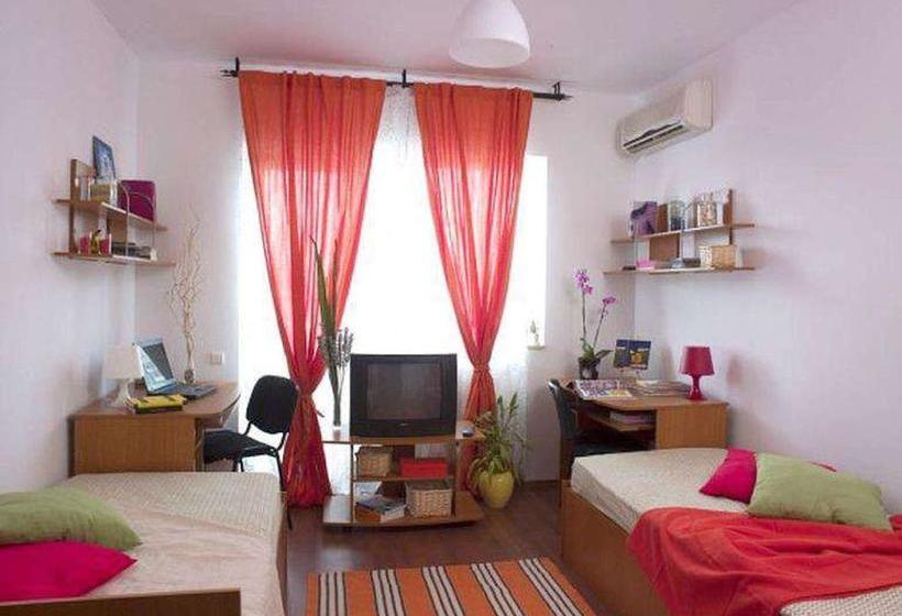 Fotos del hotel West Gate Studios:  12