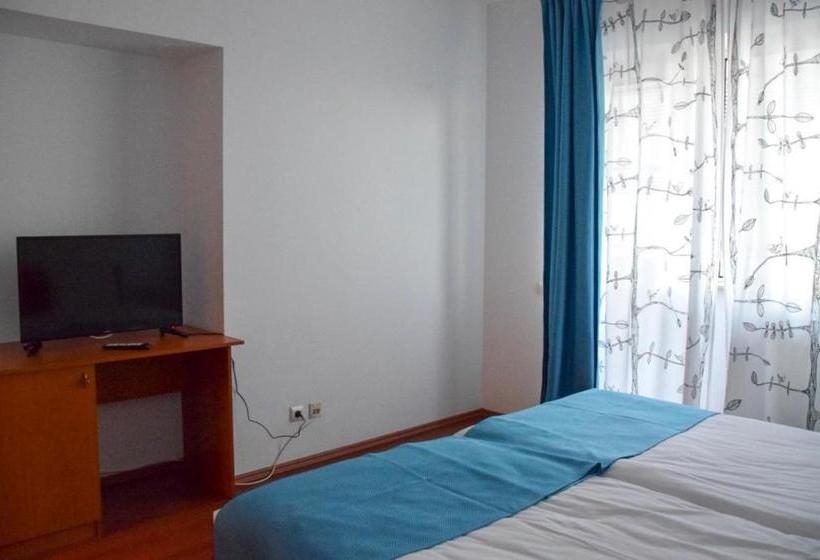 Fotos del hotel West Gate Studios:  5