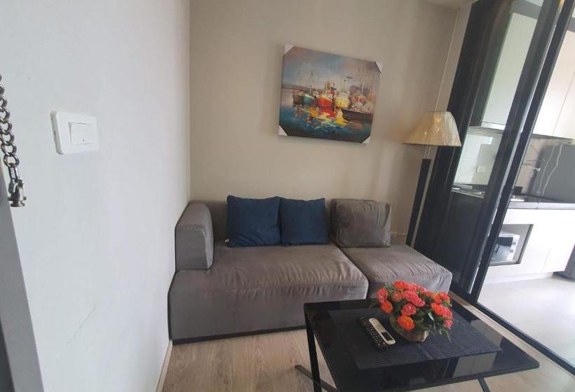 Fotos del hotel The Base Central Pattaya Paza:  20