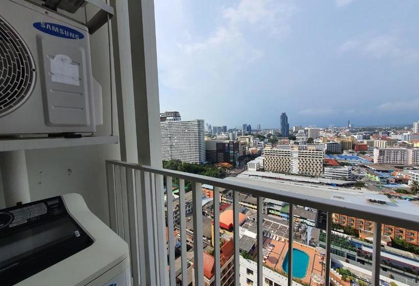 Fotos del hotel The Base Central Pattaya Paza:  24