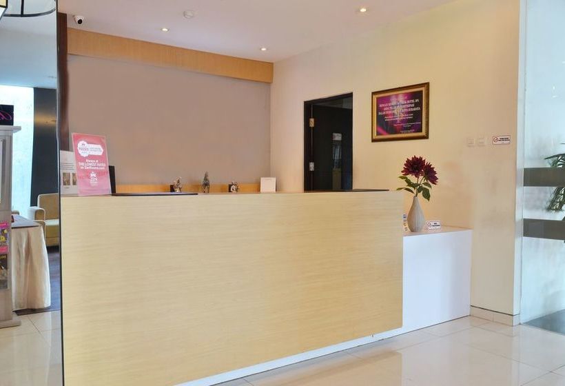 Fotos del hotel Zen Rooms Basic Kedung Sari Wonorejo:  3