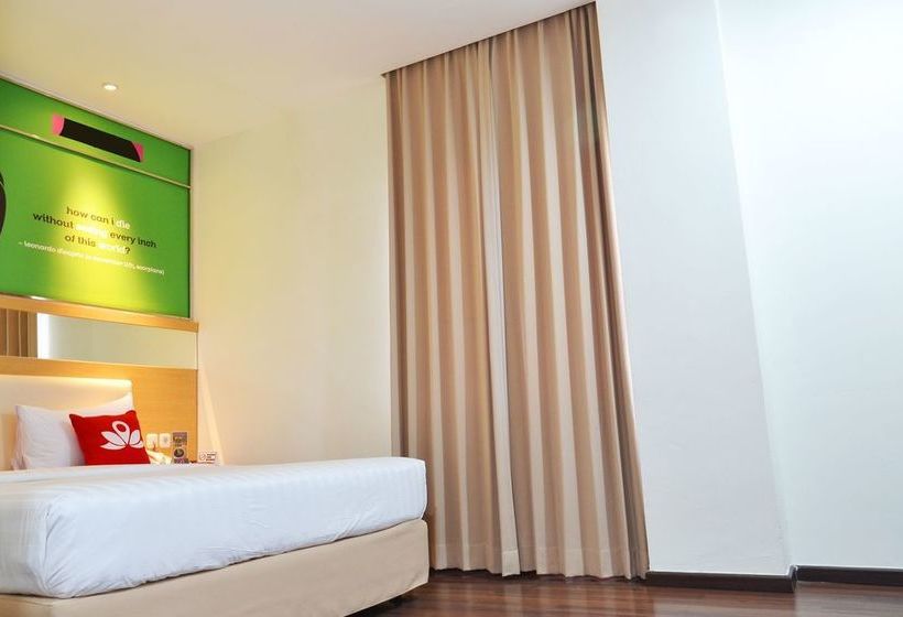 Fotos del hotel Zen Rooms Basic Kedung Sari Wonorejo:  5