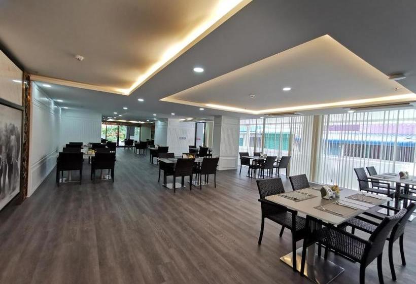 Fotos del hotel Golden Jomtien Beach:  5