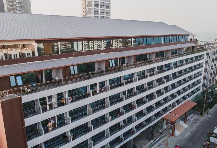 Fotos del hotel Golden Jomtien Beach:  11