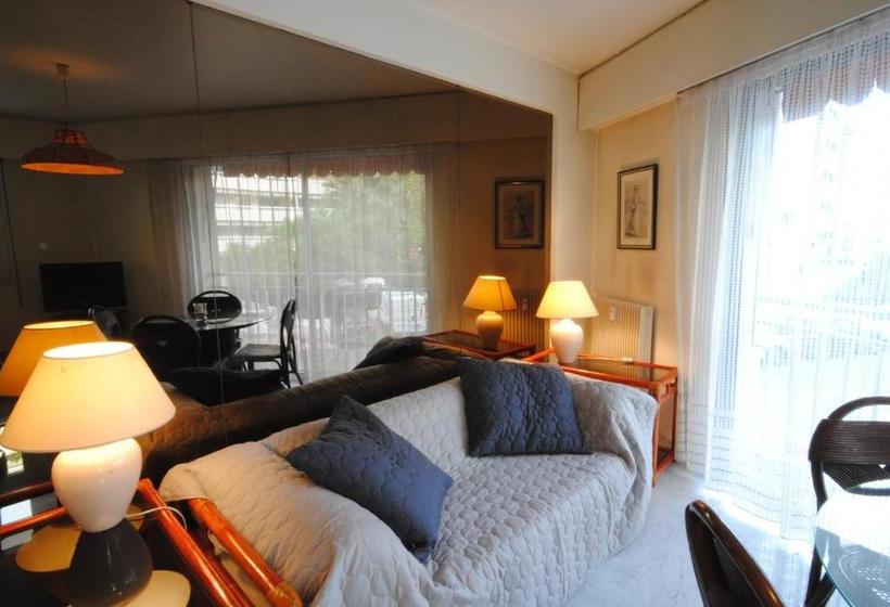 Fotos del hotel Villa Les Palmes:  11