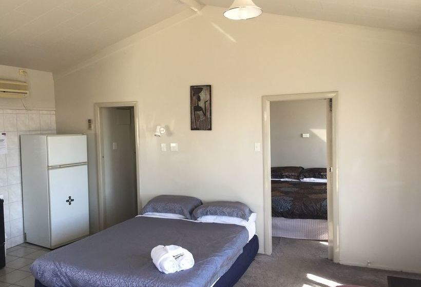 Fotos del hotel Jack & Di S Lakefront Motel:  8