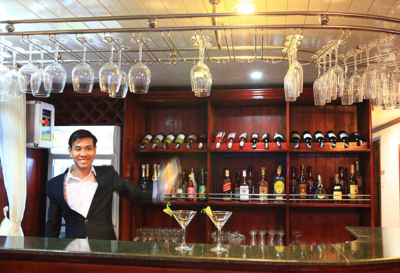 Fotos del hotel Halong Phoenix Cruiser:  3