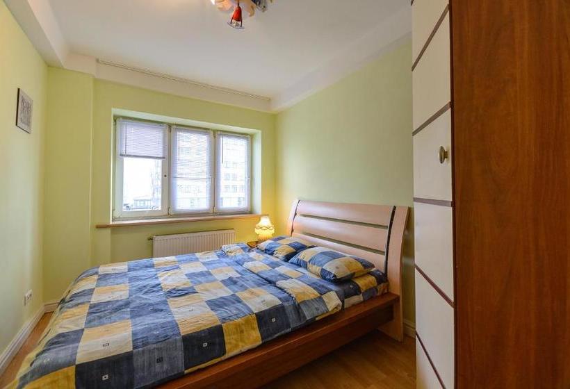 Fotos del hotel Lesi Ukrainki Studio Kiev Apartment:  11