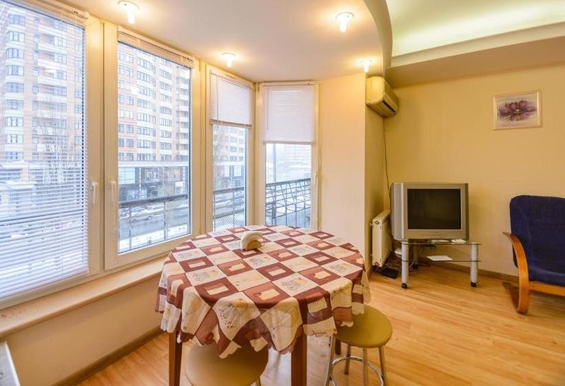 Fotos del hotel Lesi Ukrainki Studio Kiev Apartment:  8