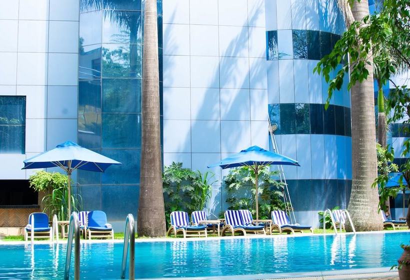 Fotos del hotel The Naura Springs:  2