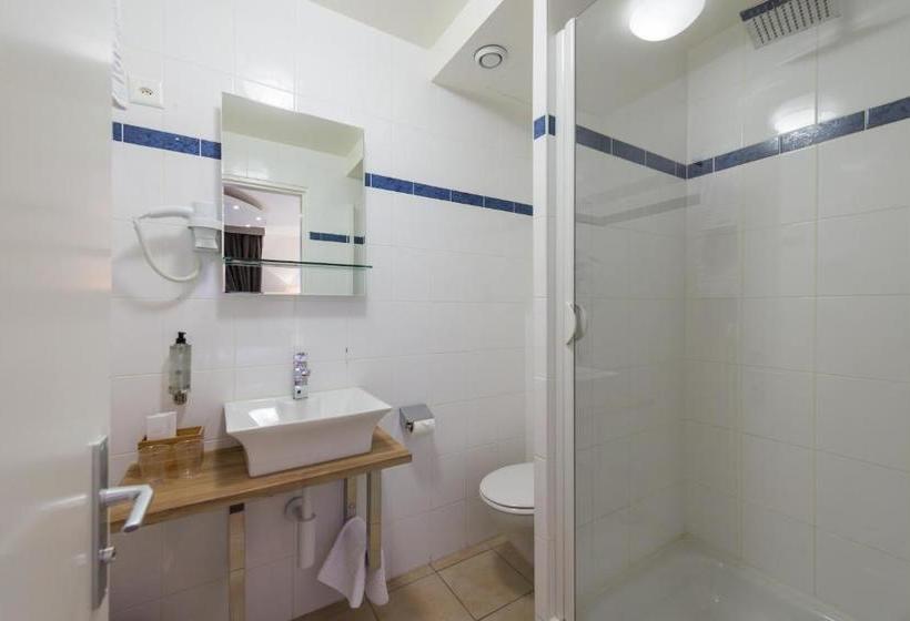 Fotos del hotel Rousseau:  10