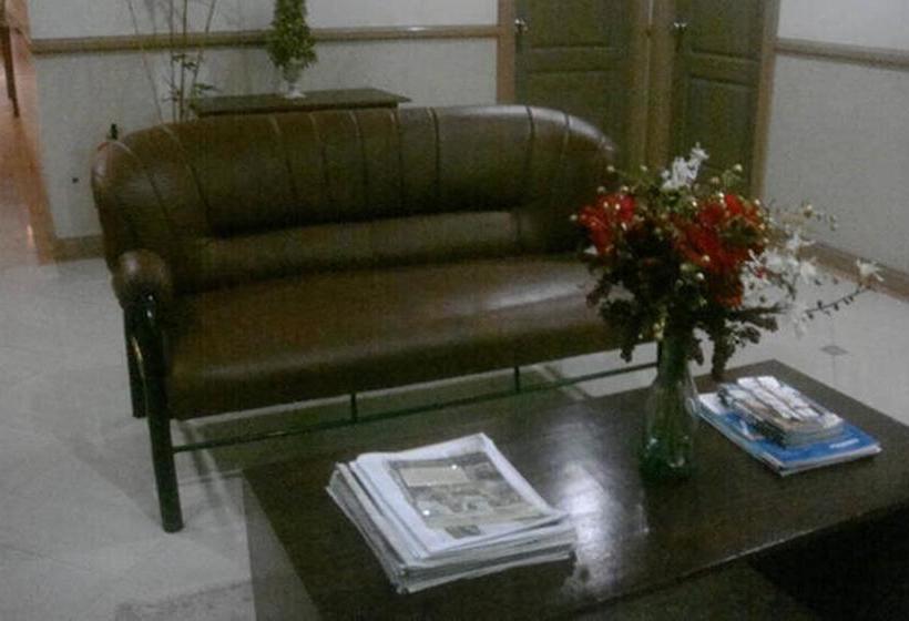 Fotos del hotel Balibago Villa:  9