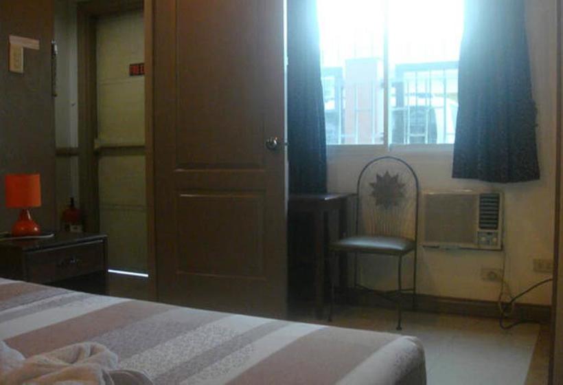 Fotos del hotel Balibago Villa:  13