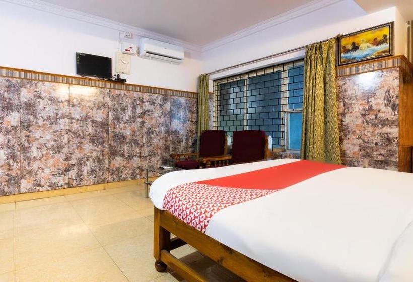 Fotos del hotel Oyo 6889 Elite Deluxe Rooms:  15