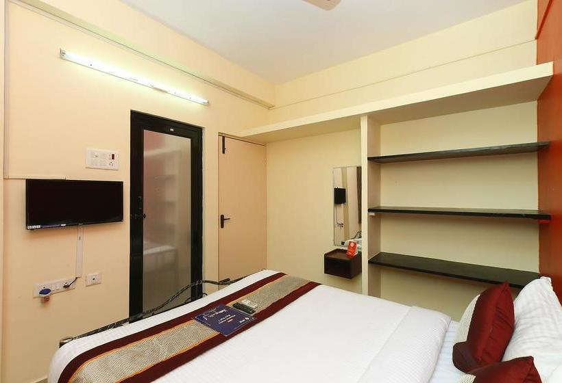 Fotos del hotel Oyo 3860 Apartment Jls Gruha:  18