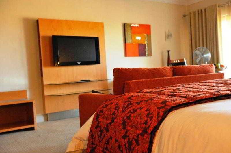 Kwantu Lions View Villa