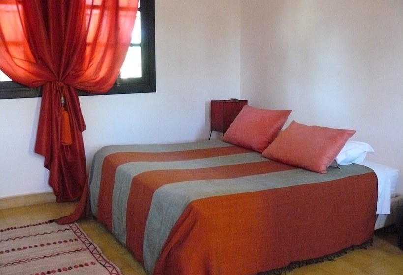 Fotos del hotel Les Jardins D'issil:  7