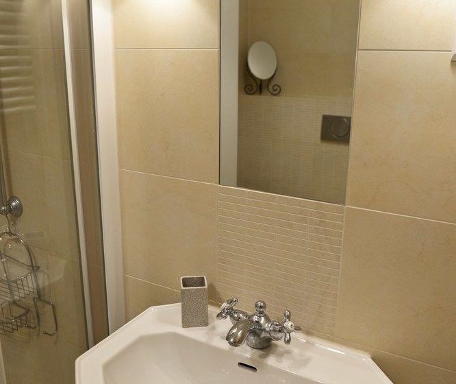 Fotos del hotel Angel Plaza Apartments  Old Town:  13