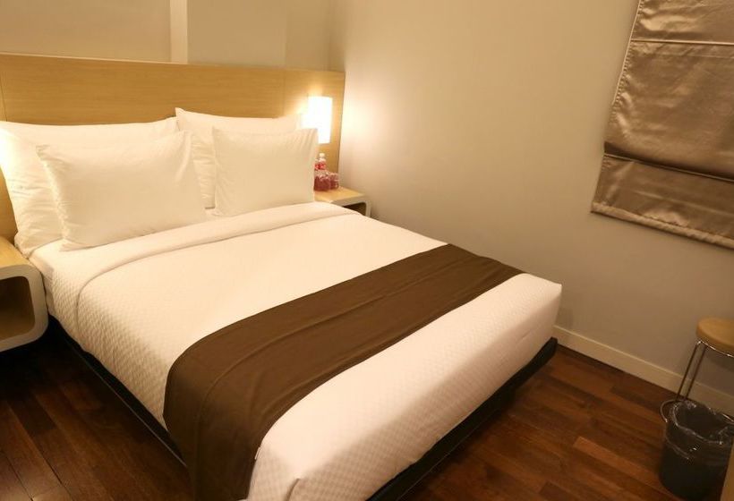 Fotos del hotel Citihub Majesty @ Kuta:  10