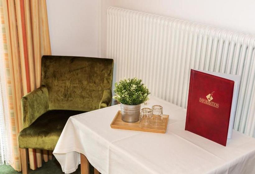 Fotos del hotel Pension Margarete:  21