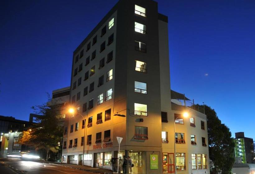 Yha Auckland City