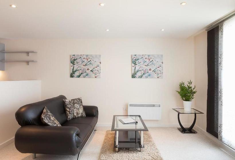 Fotos del hotel The Paramount By Esa:  5