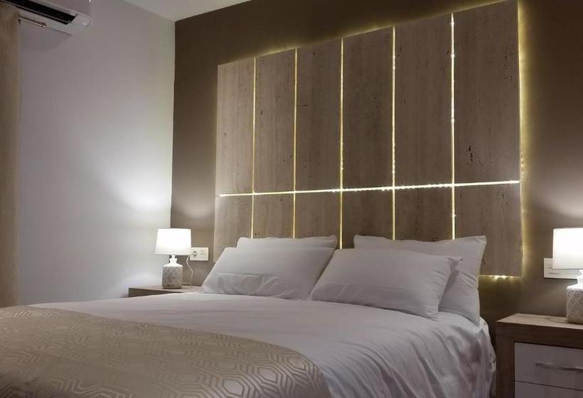 Fotos del hotel Lucero 12 Marbella Hostal Boutique:  13