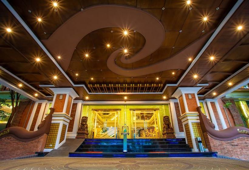 Floral  · Dolphin Circle Pattaya