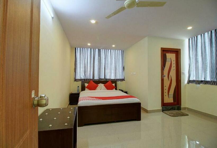 Oyo 15564 Felicity Inn